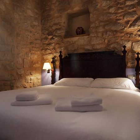 Apartamentos Dona Candida Valderrobres Dış mekan fotoğraf