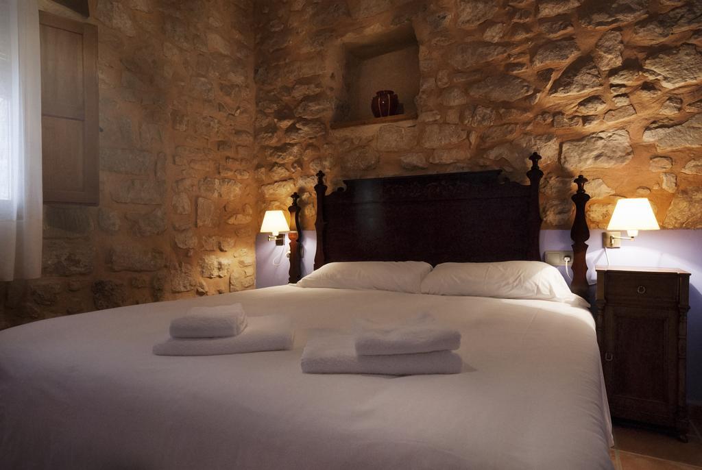 Apartamentos Dona Candida Valderrobres Dış mekan fotoğraf